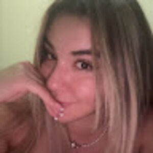 Meet your Posher, Valentina